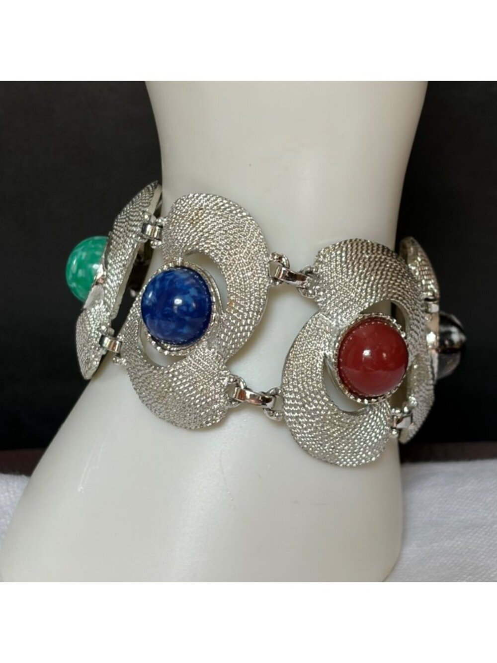 Vintage Sarah Coventry Silver Tone Bracelet Swirl Links Multicolor Cabochons